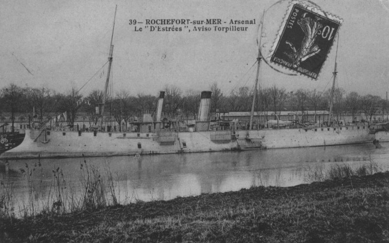 Le croiseur D'Estrées.