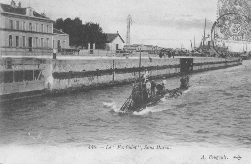 le farfadet sort du bassin de la pallice.