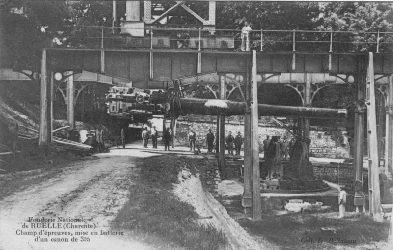 essais de canons de 305mm à la fonderie nationale de ruelle.